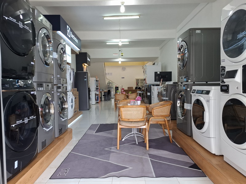 showroom (2)